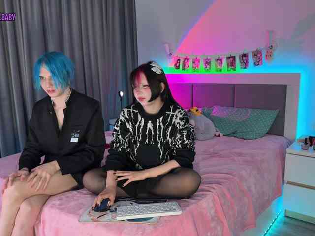 h3ntai-baby webcam