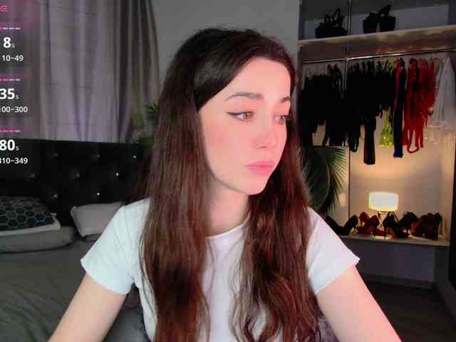 LisaSemily webcam