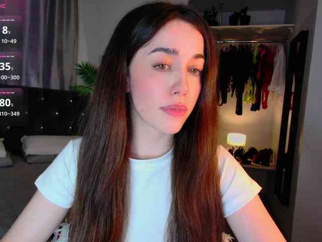 LisaSemily webcam