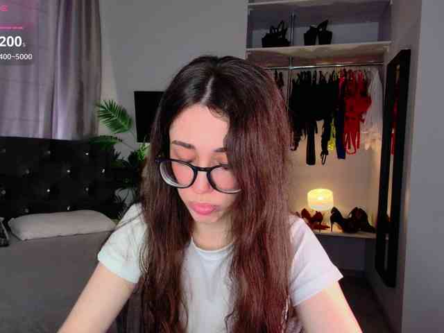LisaSemily webcam