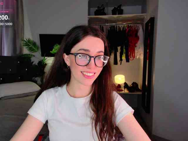 LisaSemily webcam