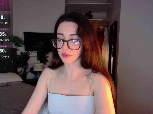 LisaSemily webcam