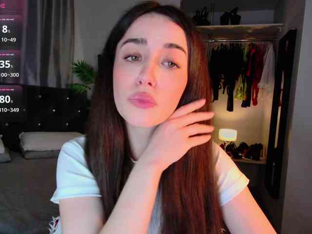 porno chatroom LisaSemily