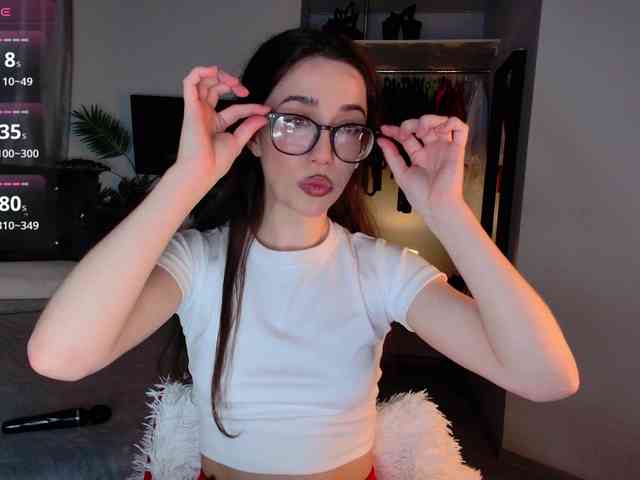 LisaSemily webcam