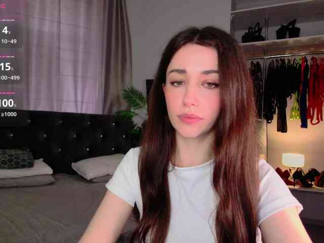LisaSemily webcam
