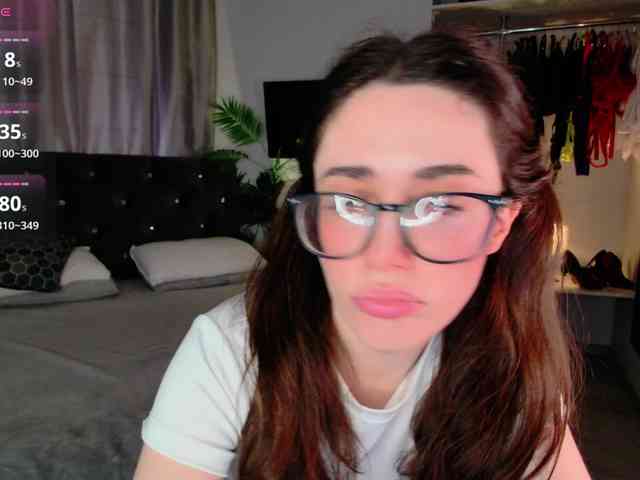 LisaSemily webcam