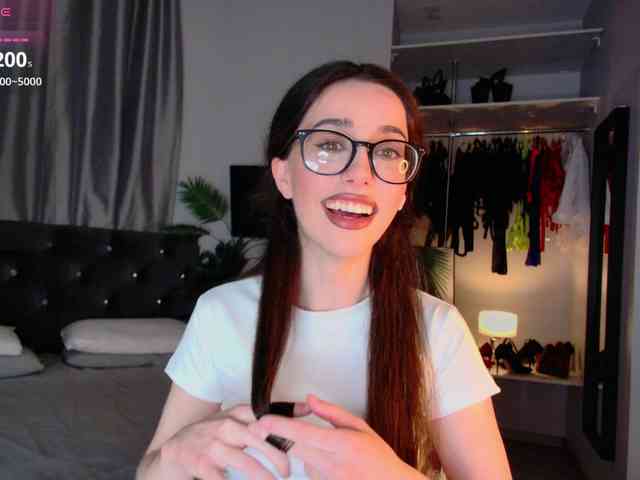 LisaSemily webcam