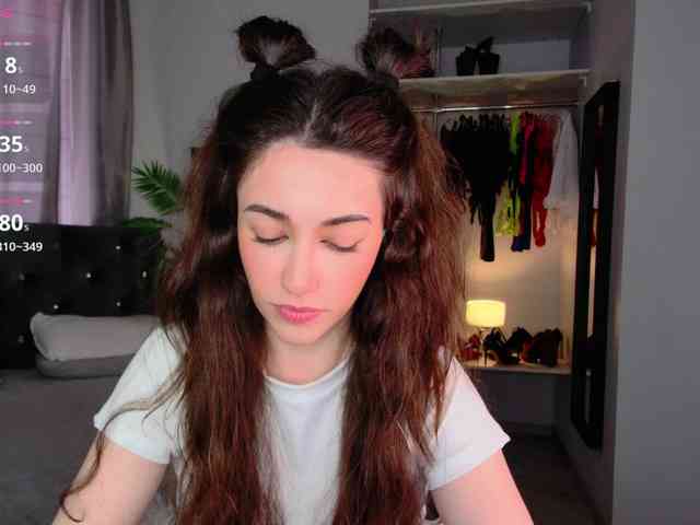 LisaSemily webcam