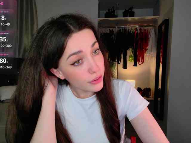 LisaSemily webcam