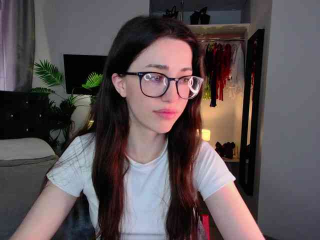 LisaSemily webcam