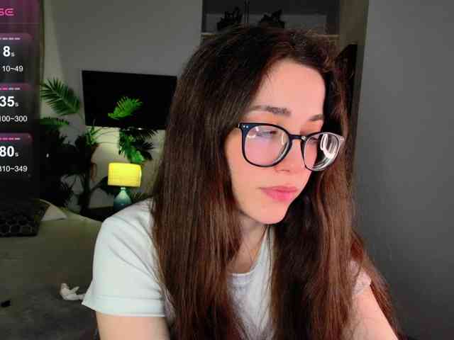 LisaSemily webcam