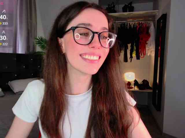 LisaSemily webcam