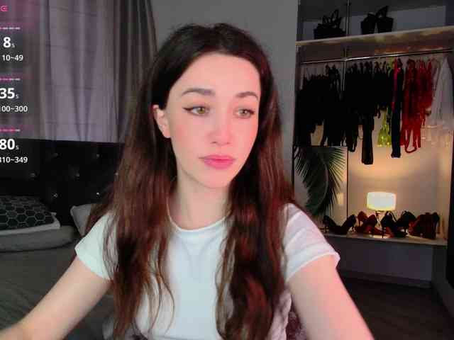 LisaSemily webcam