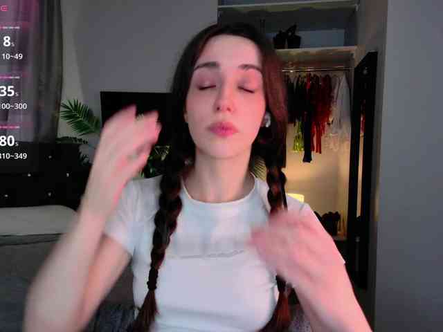 LisaSemily webcam