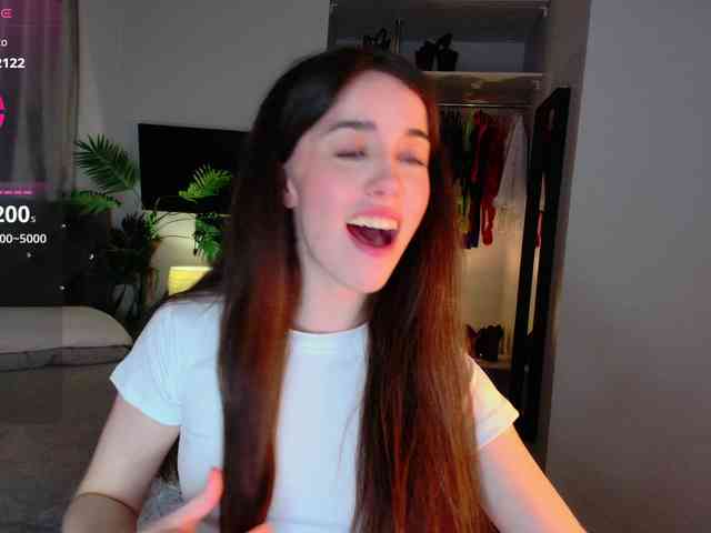 LisaSemily webcam