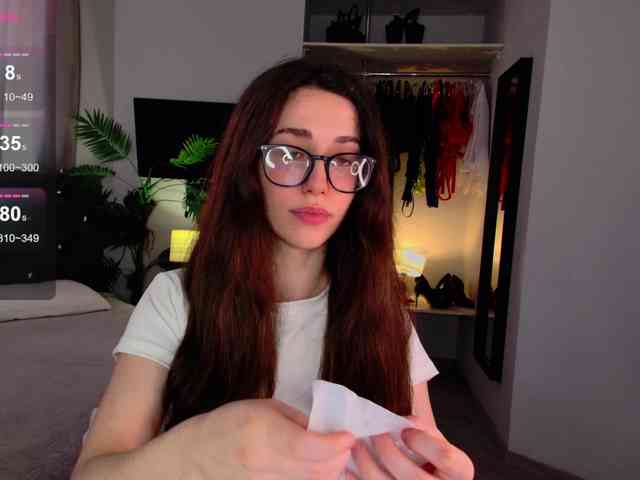 striptease web cam LisaSemily