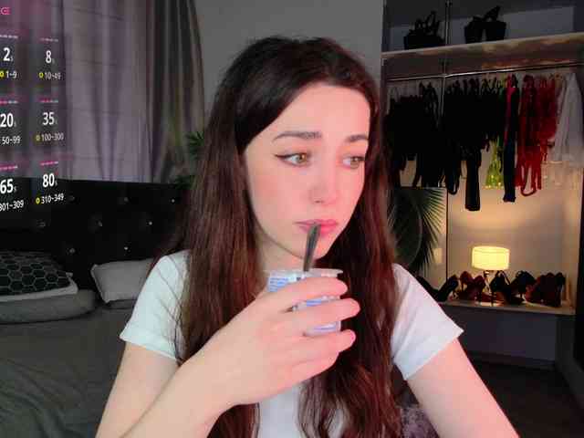 LisaSemily webcam