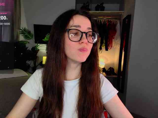 LisaSemily webcam