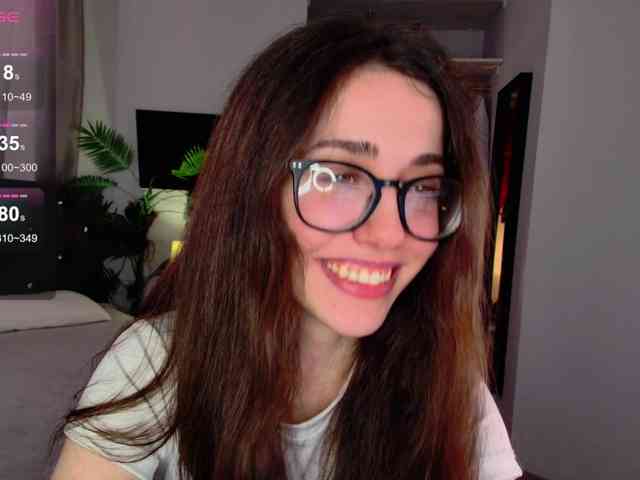 LisaSemily webcam