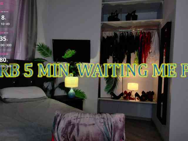 LisaSemily webcam