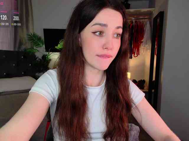 LisaSemily webcam