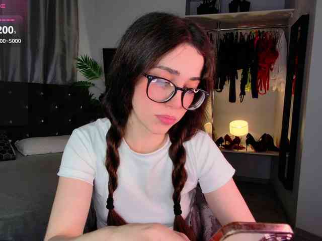 LisaSemily webcam