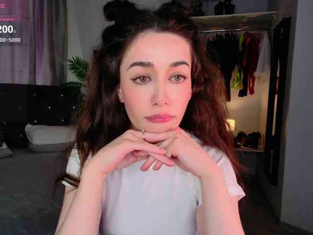 LisaSemily webcam