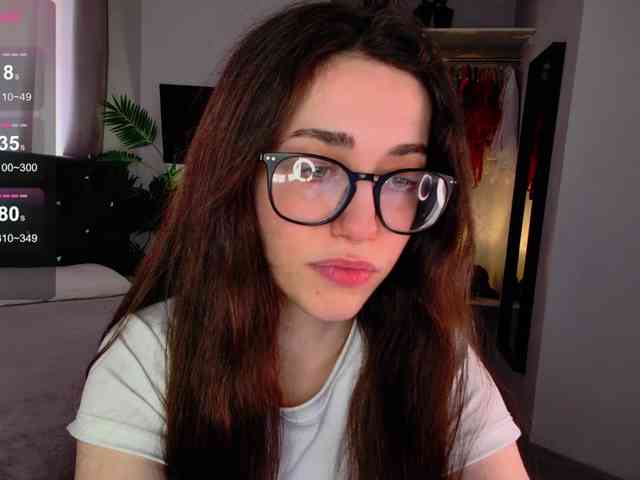 sexy striptease show LisaSemily