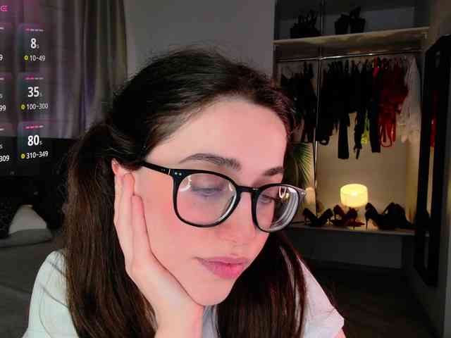 LisaSemily webcam