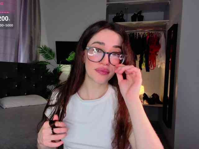 LisaSemily webcam
