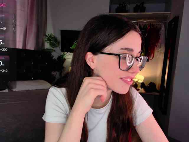 LisaSemily webcam