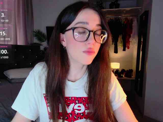 LisaSemily webcam