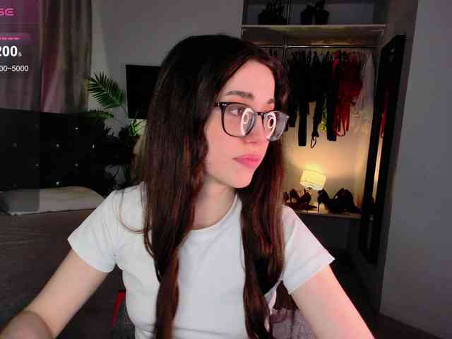 LisaSemily webcam