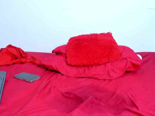 LaurieTaylor webcam