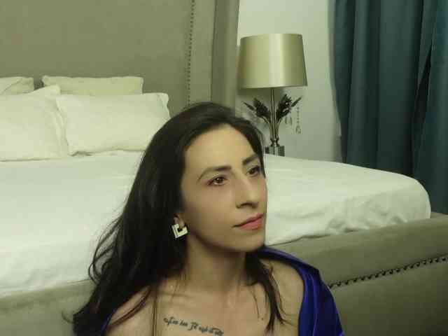 SeductiveAmmy webcam