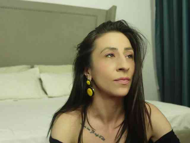 SeductiveAmmy webcam
