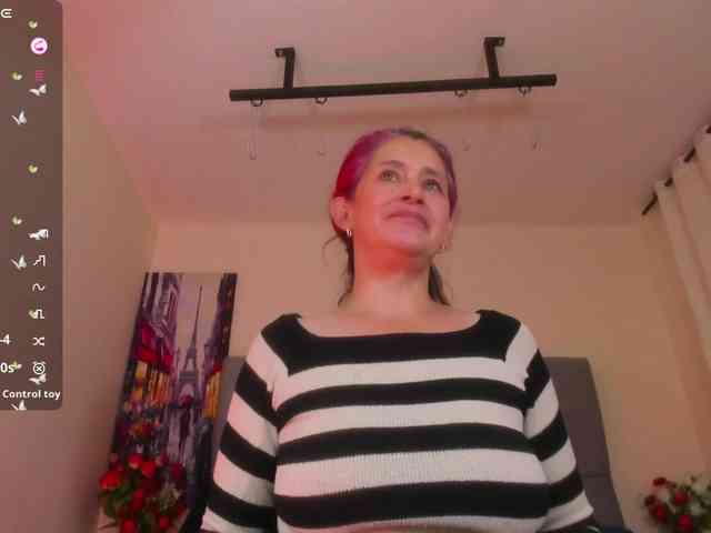 elena-hall webcam