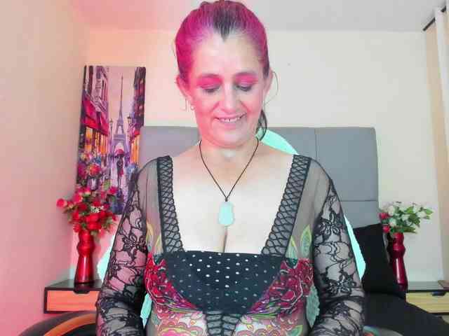 elena-hall webcam