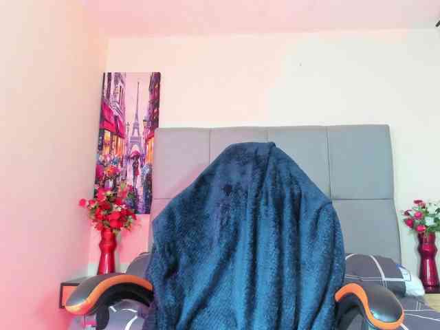 elena-hall webcam