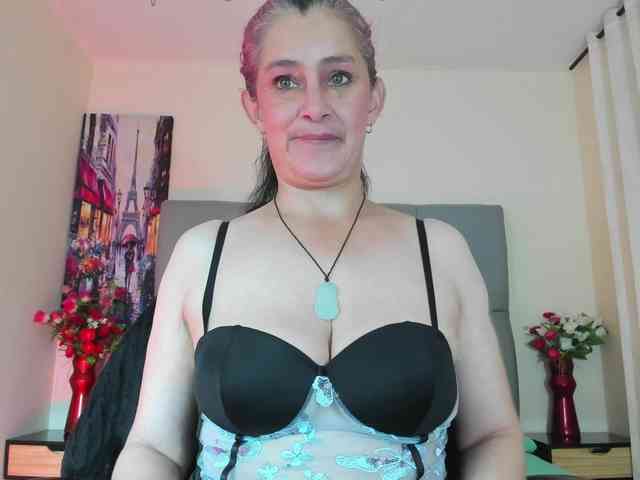 elena-hall webcam