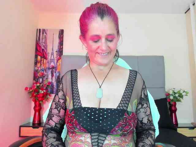 elena-hall webcam