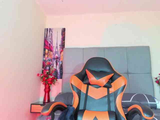 elena-hall webcam