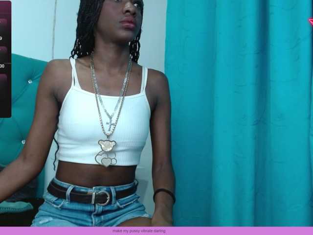 melyzzaqueen from BongaCams is Freechat