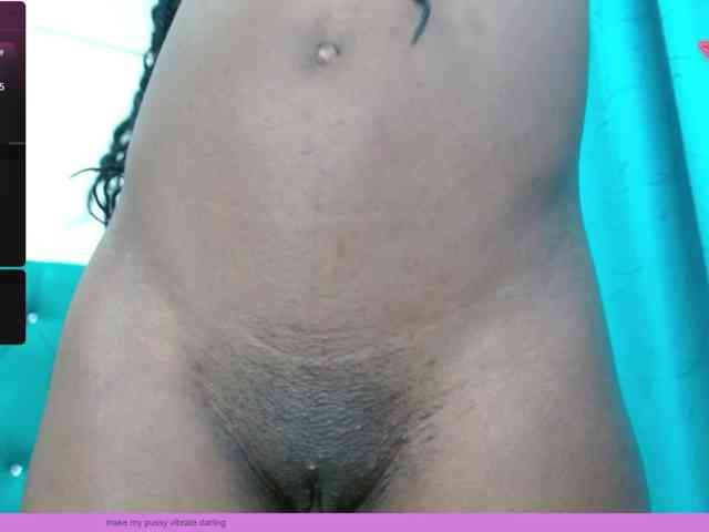 amateur nude webcam Melyzzaqueen