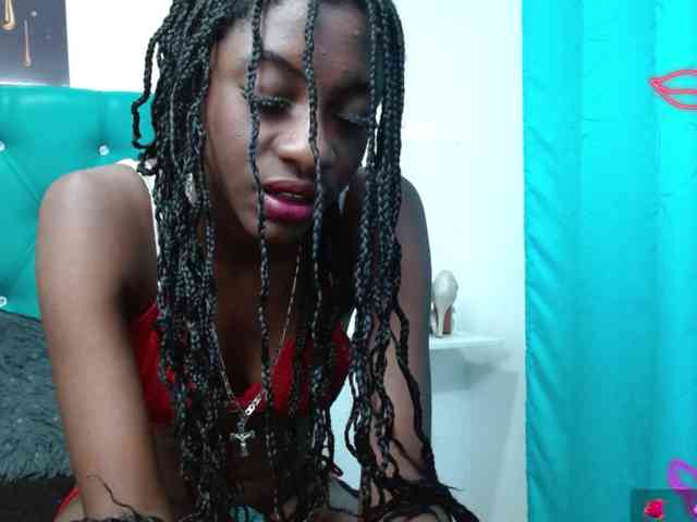 naked webcam Melyzzaqueen