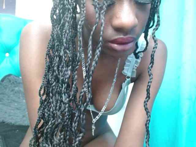 melyzzaqueen webcam
