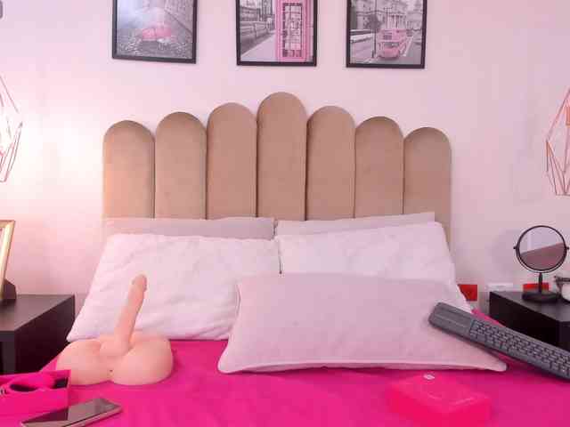 Crystal-Young webcam