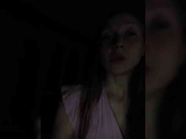 LisaVolk webcam