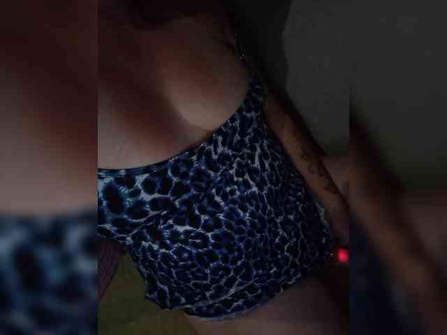 LunaKate webcam