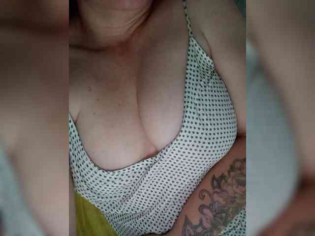 LunaKate webcam